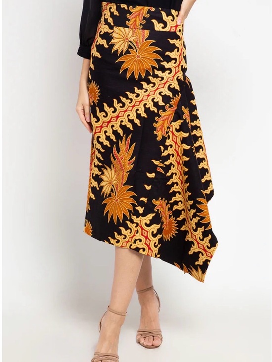 Batik First Dresses & Skirts - NWT Batik First Asymmetric Black Floral-Print Midi Skirt Yellow & Orange Small